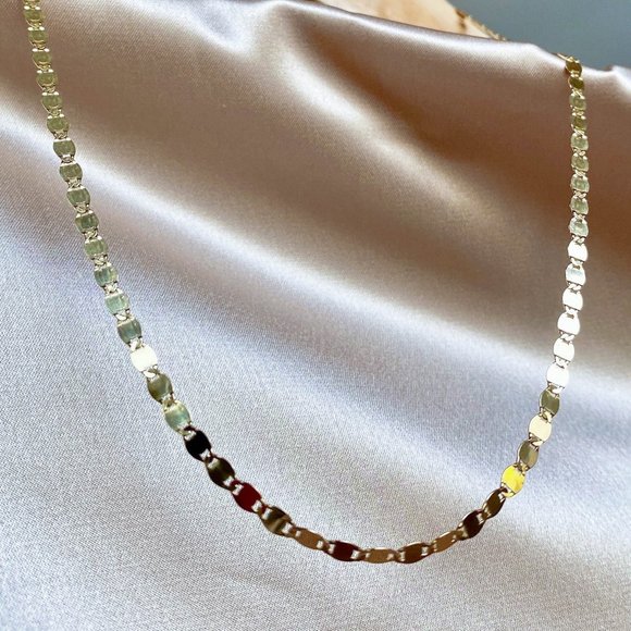 18K Gold Vermeil Disc Necklace (16" or 18") - Picture 6 of 11